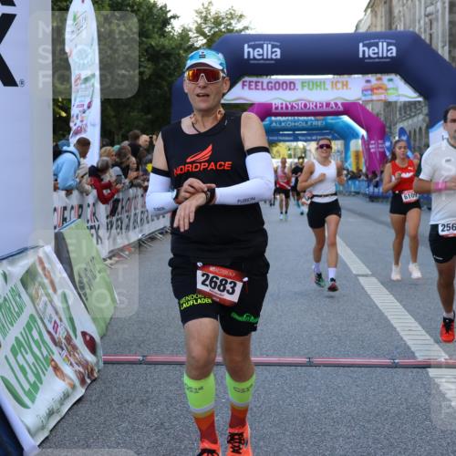 06.09.2026 - CURREX Alsterlauf Strokosch-Dieckow http://msf.ph/oto/10126036 06.09.2026 09:46:32 Ziel 2563, 2683, 2752, 3132, 3182, 4183, 4619, 4663, 6109, 6224 meine-sportfotos.de