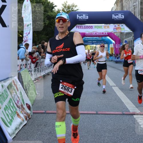 06.09.2026 - CURREX Alsterlauf Strokosch-Dieckow http://msf.ph/oto/10126041 06.09.2026 09:46:32 Ziel 2563, 2683, 2752, 3132, 3182, 4183, 4619, 4663, 6109, 6224 meine-sportfotos.de