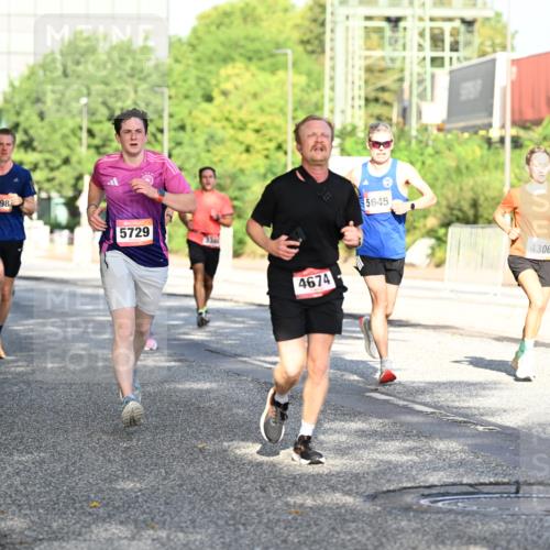06.09.2026 - CURREX Alsterlauf Dr. Thomas Lammeyer http://msf.ph/oto/10126082 06.09.2026 09:44:30 Laufen 4598, 5729, 4674, 5645, 4306 meine-sportfotos.de
