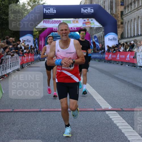 06.09.2026 - CURREX Alsterlauf Strokosch-Dieckow http://msf.ph/oto/10126098 06.09.2026 09:46:40 Ziel 2556, 3617, 4663, 4877, 5430, 5544, 6109 meine-sportfotos.de