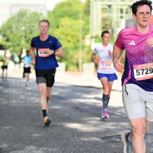 06.09.2026 - CURREX Alsterlauf Dr. Thomas Lammeyer http://msf.ph/oto/10126105 06.09.2026 09:44:32 Laufen 4590, 5309, 5729 meine-sportfotos.de