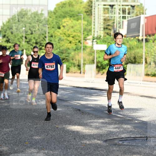 06.09.2026 - CURREX Alsterlauf Dr. Thomas Lammeyer http://msf.ph/oto/10126151 06.09.2026 09:44:36 Laufen 5407, 4313, 4792, 4441 meine-sportfotos.de