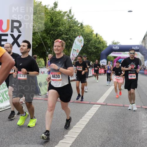 06.09.2026 - CURREX Alsterlauf Yannick Fuchs http://msf.ph/oto/10126157 06.09.2026 10:04:27 Ziel 2025, 2303, 2437, 2581, 3435, 3696, 3711, 3959, 3962, 4131, 4179, 4376, 4630, 4768, 4812, 5046, 5718, 5816, 6193 meine-sportfotos.de