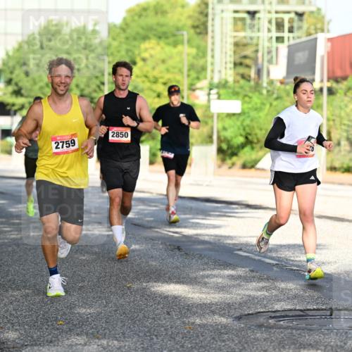 06.09.2026 - CURREX Alsterlauf Dr. Thomas Lammeyer http://msf.ph/oto/10126207 06.09.2026 09:44:48 Laufen 2759, 2850 meine-sportfotos.de