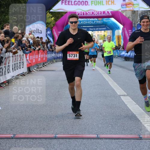 06.09.2026 - CURREX Alsterlauf Strokosch-Dieckow http://msf.ph/oto/10126209 06.09.2026 09:46:55 Ziel 2072, 3678, 4311, 4460, 5198, 5731, 6162, 6255, 8092 meine-sportfotos.de