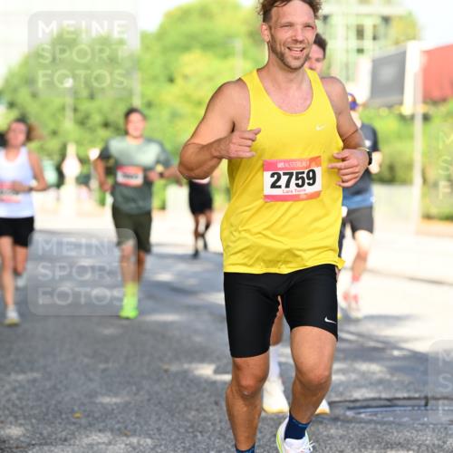 06.09.2026 - CURREX Alsterlauf Dr. Thomas Lammeyer http://msf.ph/oto/10126224 06.09.2026 09:44:49 Laufen 2759 meine-sportfotos.de