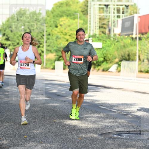 06.09.2026 - CURREX Alsterlauf Dr. Thomas Lammeyer http://msf.ph/oto/10126233 06.09.2026 09:44:51 Laufen 6228, 2865 meine-sportfotos.de