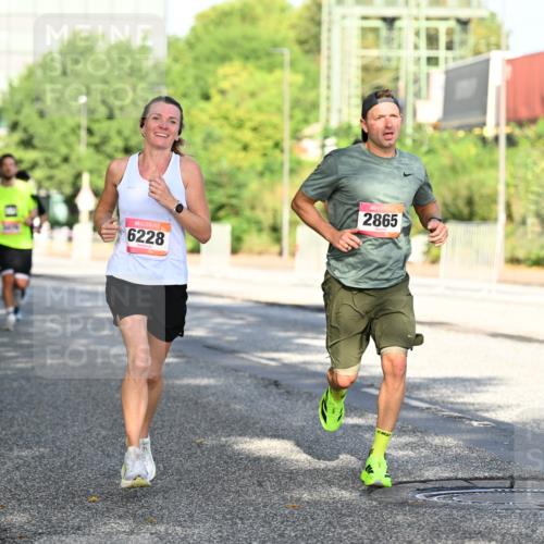 06.09.2026 - CURREX Alsterlauf Dr. Thomas Lammeyer http://msf.ph/oto/10126241 06.09.2026 09:44:51 Laufen 6228, 2865 meine-sportfotos.de
