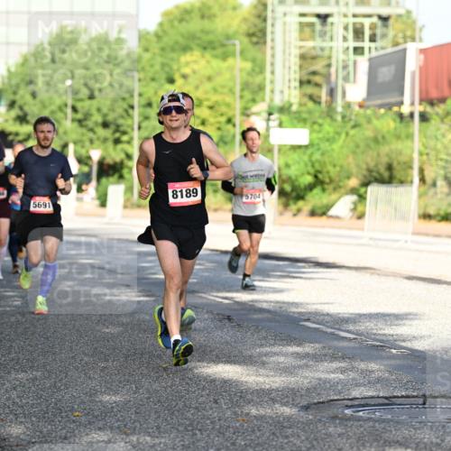 06.09.2026 - CURREX Alsterlauf Dr. Thomas Lammeyer http://msf.ph/oto/10126297 06.09.2026 09:44:59 Laufen 6262, 5691, 8189, 5704 meine-sportfotos.de