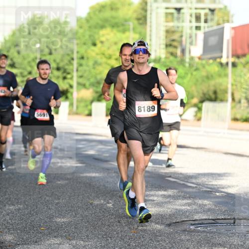 06.09.2026 - CURREX Alsterlauf Dr. Thomas Lammeyer http://msf.ph/oto/10126304 06.09.2026 09:45:00 Laufen 6262, 5691, 8189 meine-sportfotos.de