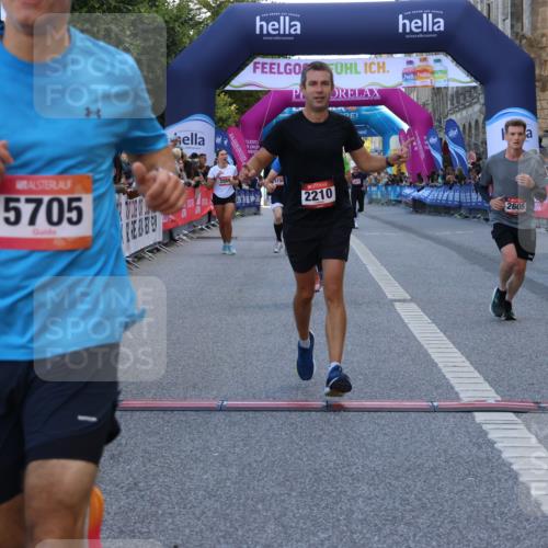 06.09.2026 - CURREX Alsterlauf Strokosch-Dieckow http://msf.ph/oto/10126311 06.09.2026 09:47:03 Ziel 2072, 2210, 2569, 2605, 4311, 4460, 5705, 5731, 6150, 8104, 8125 meine-sportfotos.de