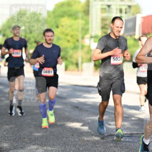 06.09.2026 - CURREX Alsterlauf Dr. Thomas Lammeyer http://msf.ph/oto/10126317 06.09.2026 09:45:01 Laufen 5691, 5020, 8189 meine-sportfotos.de