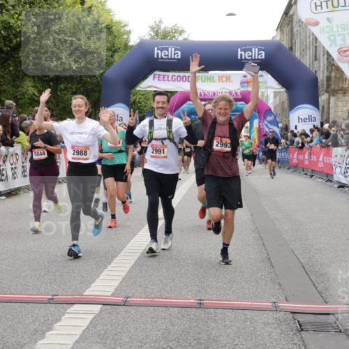 06.09.2026 - CURREX Alsterlauf Yannick Fuchs http://msf.ph/oto/10126324 06.09.2026 10:04:33 Ziel 2303, 2437, 2581, 2988, 2991, 2993, 3435, 3696, 3807, 4052, 4179, 4376, 4431, 4630, 4768, 5071, 5644, 5718, 5816, 6063 meine-sportfotos.de