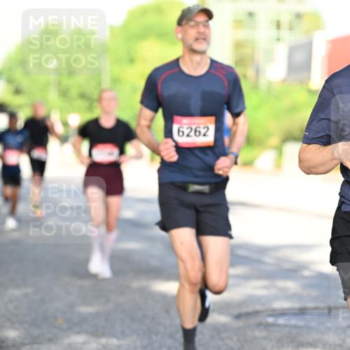 06.09.2026 - CURREX Alsterlauf Dr. Thomas Lammeyer http://msf.ph/oto/10126333 06.09.2026 09:45:03 Laufen 6262, 5691 meine-sportfotos.de