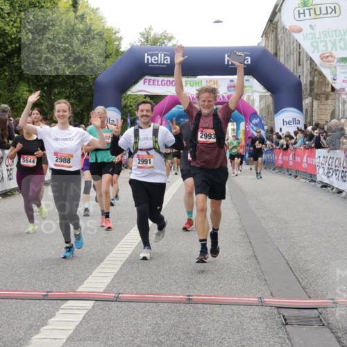 06.09.2026 - CURREX Alsterlauf Yannick Fuchs http://msf.ph/oto/10126334 06.09.2026 10:04:33 Ziel 2303, 2437, 2581, 2988, 2991, 2993, 3435, 3696, 3807, 4052, 4179, 4376, 4431, 4630, 4768, 5071, 5644, 5718, 5816, 6063 meine-sportfotos.de
