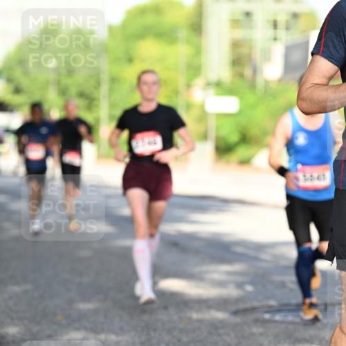 06.09.2026 - CURREX Alsterlauf Dr. Thomas Lammeyer http://msf.ph/oto/10126339 06.09.2026 09:45:04 Laufen 3247, 6262 meine-sportfotos.de