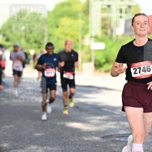 06.09.2026 - CURREX Alsterlauf Dr. Thomas Lammeyer http://msf.ph/oto/10126345 06.09.2026 09:45:05 Laufen 2746 meine-sportfotos.de