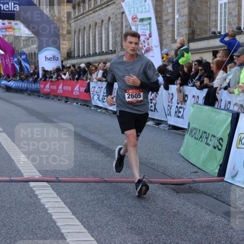 06.09.2026 - CURREX Alsterlauf Strokosch-Dieckow http://msf.ph/oto/10126354 06.09.2026 09:47:05 Ziel 2072, 2210, 2569, 2605, 4460, 5297, 5705, 6150, 8104, 8125 meine-sportfotos.de