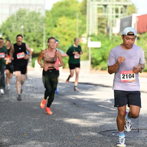 06.09.2026 - CURREX Alsterlauf Dr. Thomas Lammeyer http://msf.ph/oto/10126373 06.09.2026 09:45:09 Laufen 2104 meine-sportfotos.de