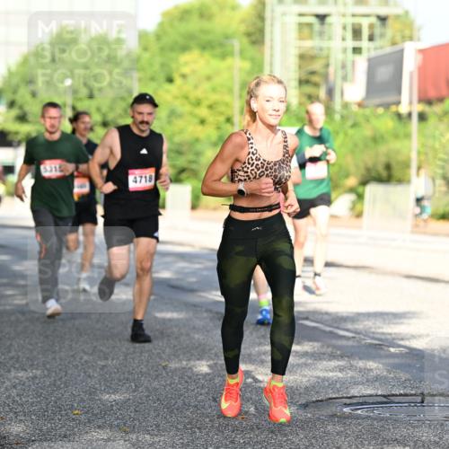 06.09.2026 - CURREX Alsterlauf Dr. Thomas Lammeyer http://msf.ph/oto/10126385 06.09.2026 09:45:10 Laufen 5315, 4718 meine-sportfotos.de