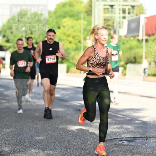 06.09.2026 - CURREX Alsterlauf Dr. Thomas Lammeyer http://msf.ph/oto/10126386 06.09.2026 09:45:11 Laufen 5315, 4718 meine-sportfotos.de