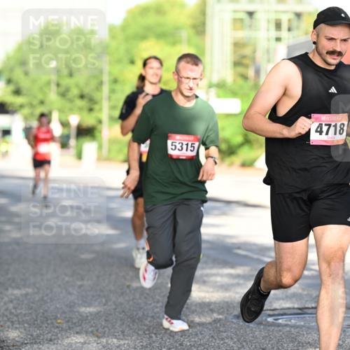 06.09.2026 - CURREX Alsterlauf Dr. Thomas Lammeyer http://msf.ph/oto/10126390 06.09.2026 09:45:13 Laufen 5315, 4718 meine-sportfotos.de