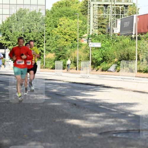 06.09.2026 - CURREX Alsterlauf Dr. Thomas Lammeyer http://msf.ph/oto/10126432 06.09.2026 09:45:18 Laufen 600, 3847, 868, 287 meine-sportfotos.de