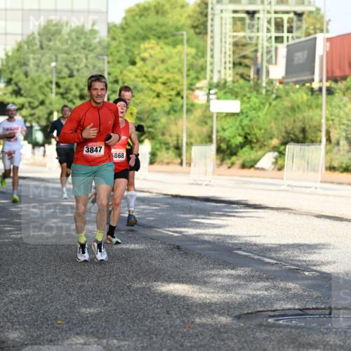 06.09.2026 - CURREX Alsterlauf Dr. Thomas Lammeyer http://msf.ph/oto/10126439 06.09.2026 09:45:19 Laufen 3847, 868 meine-sportfotos.de