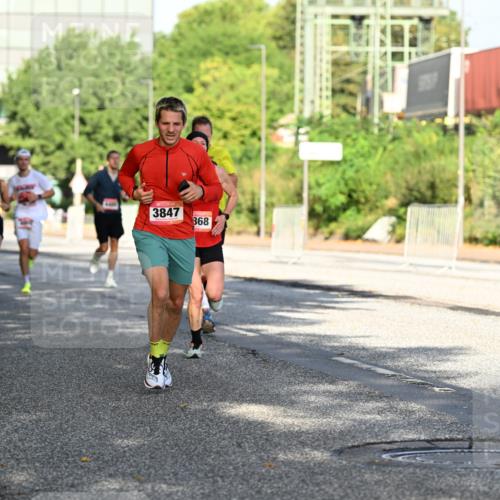 06.09.2026 - CURREX Alsterlauf Dr. Thomas Lammeyer http://msf.ph/oto/10126444 06.09.2026 09:45:20 Laufen 4254, 3847, 868 meine-sportfotos.de