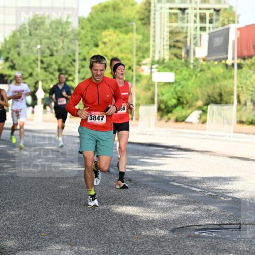 06.09.2026 - CURREX Alsterlauf Dr. Thomas Lammeyer http://msf.ph/oto/10126446 06.09.2026 09:45:20 Laufen 3847, 68 meine-sportfotos.de