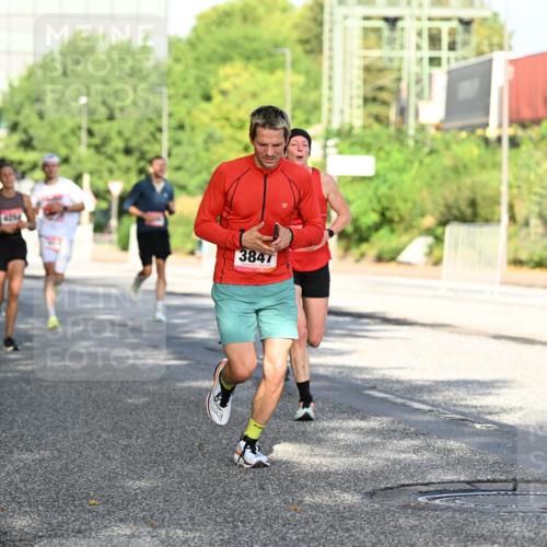 06.09.2026 - CURREX Alsterlauf Dr. Thomas Lammeyer http://msf.ph/oto/10126451 06.09.2026 09:45:20 Laufen 3847 meine-sportfotos.de