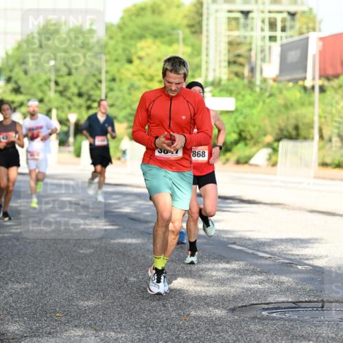 06.09.2026 - CURREX Alsterlauf Dr. Thomas Lammeyer http://msf.ph/oto/10126453 06.09.2026 09:45:20 Laufen 868 meine-sportfotos.de