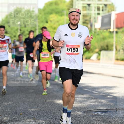 06.09.2026 - CURREX Alsterlauf Dr. Thomas Lammeyer http://msf.ph/oto/10126533 06.09.2026 09:45:29 Laufen 5311, 3460, 5153 meine-sportfotos.de