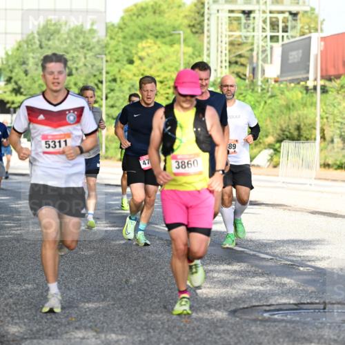 06.09.2026 - CURREX Alsterlauf Dr. Thomas Lammeyer http://msf.ph/oto/10126542 06.09.2026 09:45:30 Laufen 5245, 2081, 5311, 89, 47, 3860 meine-sportfotos.de