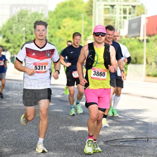 06.09.2026 - CURREX Alsterlauf Dr. Thomas Lammeyer http://msf.ph/oto/10126546 06.09.2026 09:45:31 Laufen 5311, 3860 meine-sportfotos.de
