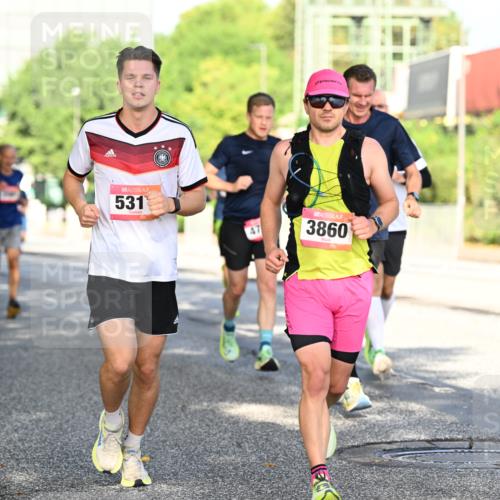 06.09.2026 - CURREX Alsterlauf Dr. Thomas Lammeyer http://msf.ph/oto/10126548 06.09.2026 09:45:31 Laufen 531, 3860 meine-sportfotos.de