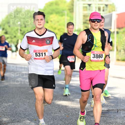 06.09.2026 - CURREX Alsterlauf Dr. Thomas Lammeyer http://msf.ph/oto/10126550 06.09.2026 09:45:31 Laufen 5311, 4774, 3860 meine-sportfotos.de