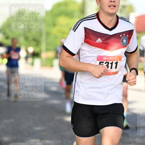 06.09.2026 - CURREX Alsterlauf Dr. Thomas Lammeyer http://msf.ph/oto/10126560 06.09.2026 09:45:32 Laufen 5311 meine-sportfotos.de