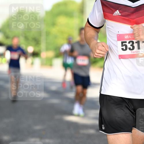 06.09.2026 - CURREX Alsterlauf Dr. Thomas Lammeyer http://msf.ph/oto/10126564 06.09.2026 09:45:32 Laufen 5311 meine-sportfotos.de