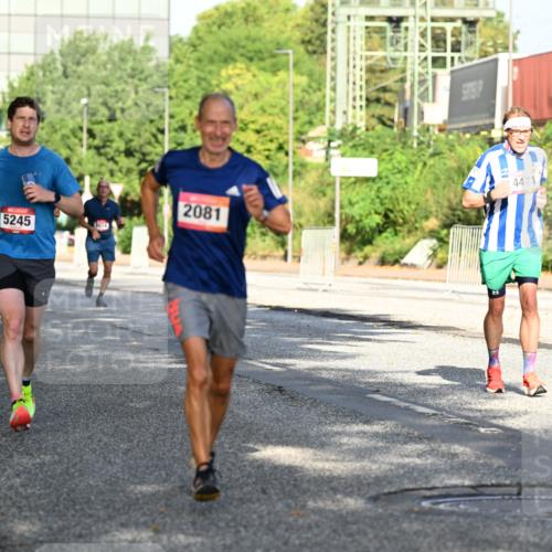 06.09.2026 - CURREX Alsterlauf Dr. Thomas Lammeyer http://msf.ph/oto/10126583 06.09.2026 09:45:34 Laufen 8188, 5245, 2081, 4471 meine-sportfotos.de