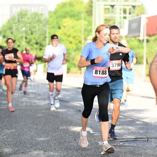 06.09.2026 - CURREX Alsterlauf Dr. Thomas Lammeyer http://msf.ph/oto/10126630 06.09.2026 09:45:39 Laufen 8188, 3798, 48 meine-sportfotos.de