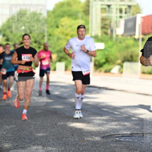 06.09.2026 - CURREX Alsterlauf Dr. Thomas Lammeyer http://msf.ph/oto/10126641 06.09.2026 09:45:40 Laufen 379 meine-sportfotos.de