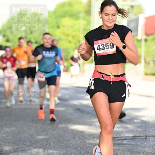06.09.2026 - CURREX Alsterlauf Dr. Thomas Lammeyer http://msf.ph/oto/10126657 06.09.2026 09:45:43 Laufen 4359 meine-sportfotos.de