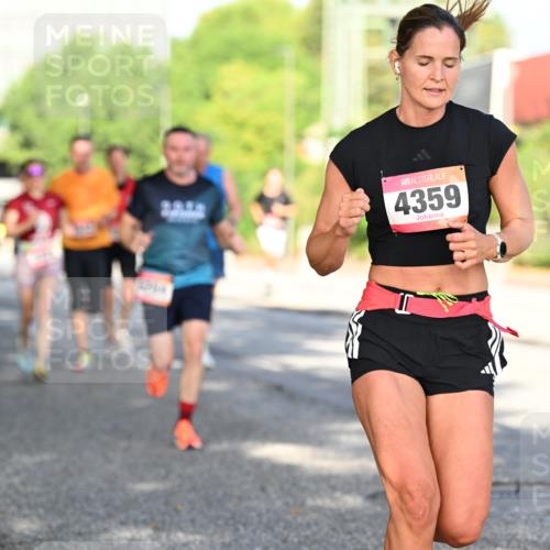 06.09.2026 - CURREX Alsterlauf Dr. Thomas Lammeyer http://msf.ph/oto/10126658 06.09.2026 09:45:43 Laufen 4359 meine-sportfotos.de