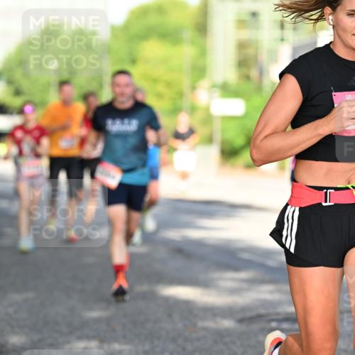 06.09.2026 - CURREX Alsterlauf Dr. Thomas Lammeyer http://msf.ph/oto/10126662 06.09.2026 09:45:43 Laufen 59 meine-sportfotos.de
