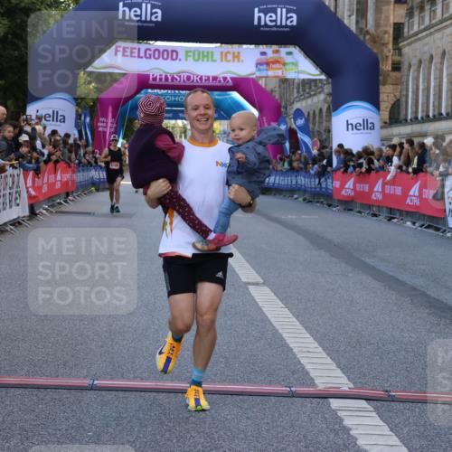 06.09.2026 - CURREX Alsterlauf Strokosch-Dieckow http://msf.ph/oto/10126678 06.09.2026 09:47:37 Ziel 2865, 2953, 3386, 4313, 5309, 5863, 6378, 8189 meine-sportfotos.de