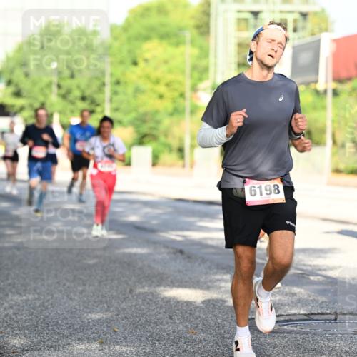 06.09.2026 - CURREX Alsterlauf Dr. Thomas Lammeyer http://msf.ph/oto/10126716 06.09.2026 09:45:49 Laufen 6198 meine-sportfotos.de