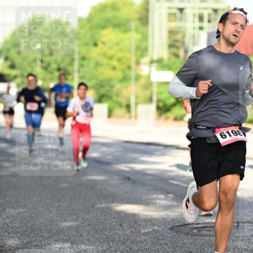 06.09.2026 - CURREX Alsterlauf Dr. Thomas Lammeyer http://msf.ph/oto/10126718 06.09.2026 09:45:49 Laufen 6198 meine-sportfotos.de