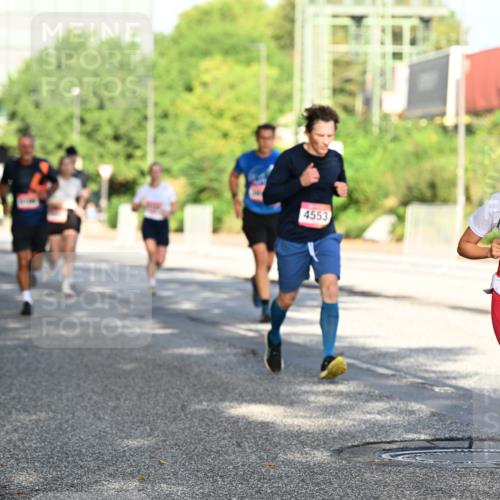 06.09.2026 - CURREX Alsterlauf Dr. Thomas Lammeyer http://msf.ph/oto/10126746 06.09.2026 09:45:52 Laufen 4553, 6245 meine-sportfotos.de