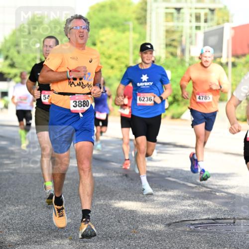 06.09.2026 - CURREX Alsterlauf Dr. Thomas Lammeyer http://msf.ph/oto/10126800 06.09.2026 09:45:59 Laufen 54, 0, 3880, 6236, 4785 meine-sportfotos.de
